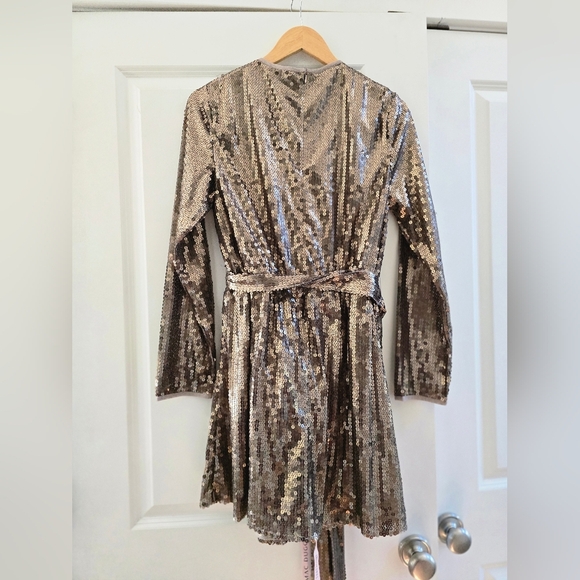NWT! Mac Duggal, High Neck Long Sleeve Cocktail Dress, Taupe, Size 10, MSRP $398 - Picture 6 of 13